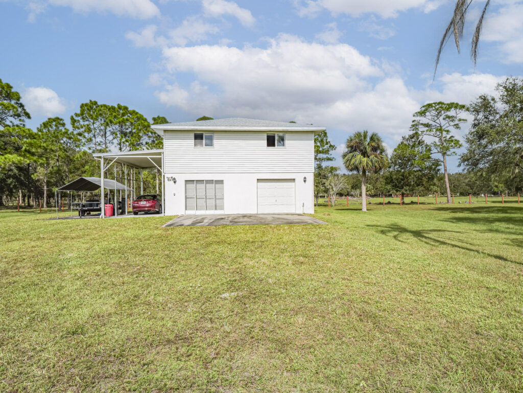 13810 County Road 512 Road Fellsmere, FL 32948