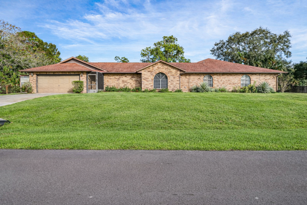 1119 George Street, Sebastian